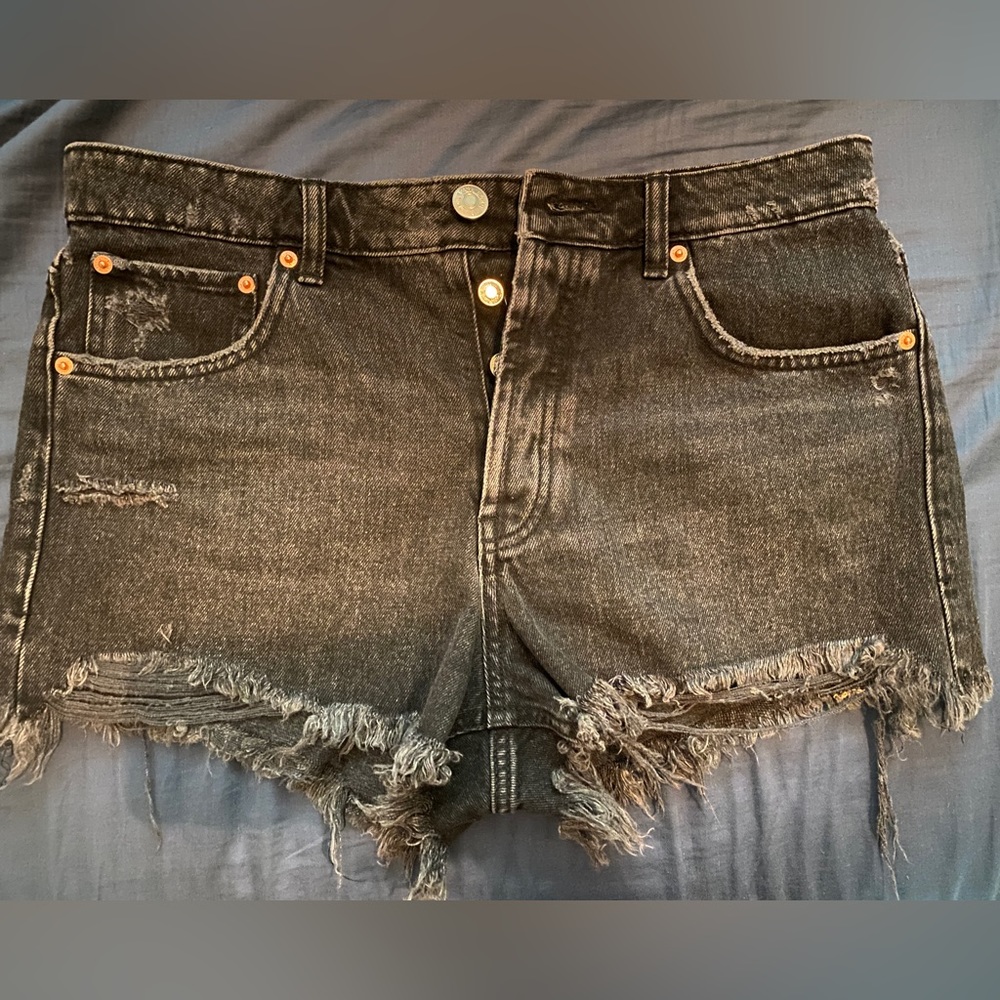 Zara Button Fly Black Fringe Raw Hem Jean Shorts 8